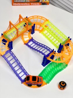 Игровой набор Автотрек светится в темноте (201885668)