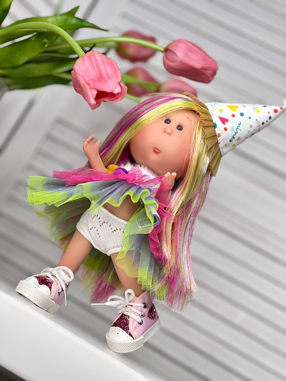 Кукла Nines виниловая 23см Little Mia (3152K)