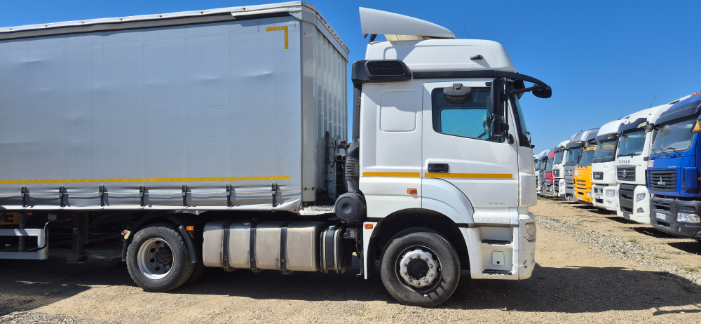 КамАЗ 5490 4x2 Седельный тягач 5490-S5 (Дизельный, 12,0 л, 401 л.с., МТ)