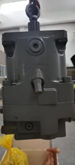 A11VLO260EP2/11R-NPD12N00 - Насос аксиально-поршневой нереверсивный регулируемый с наклонной шайбой для незамкнутой гидросистемы, рабочий объем 260 см3, EP2 = электрическое пропорциональное управление 24В, номинальное давление 350 бар, валP = шпоночный по DIN 6885, проходной вал - нет