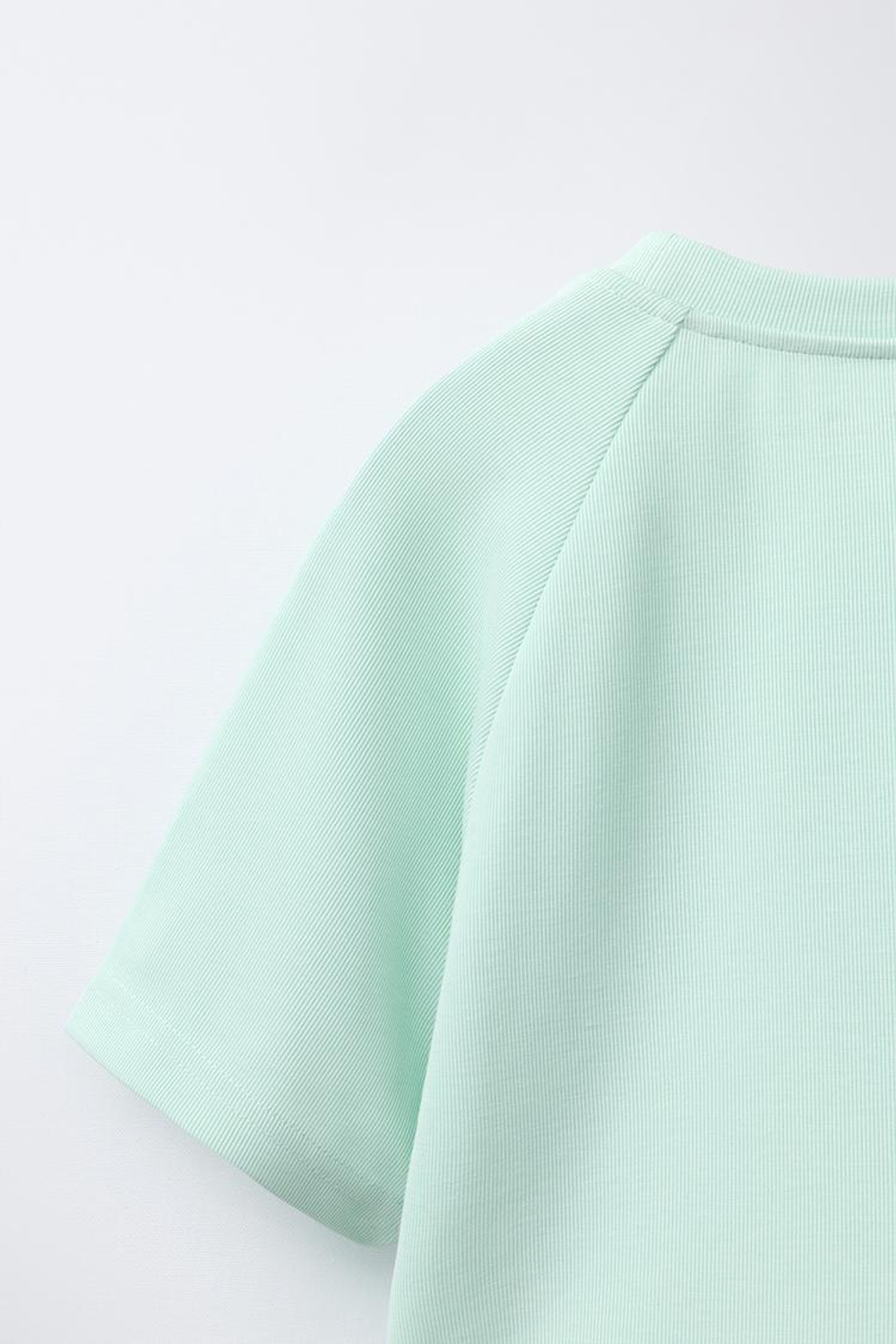 ZARA ФУТБОЛКА С КОНТРАСТНОЙ РЕЛЬЕФНОЙ НАДПИСЬЮ, СВЕТЛО-ЗЕЛЕНЫЙ