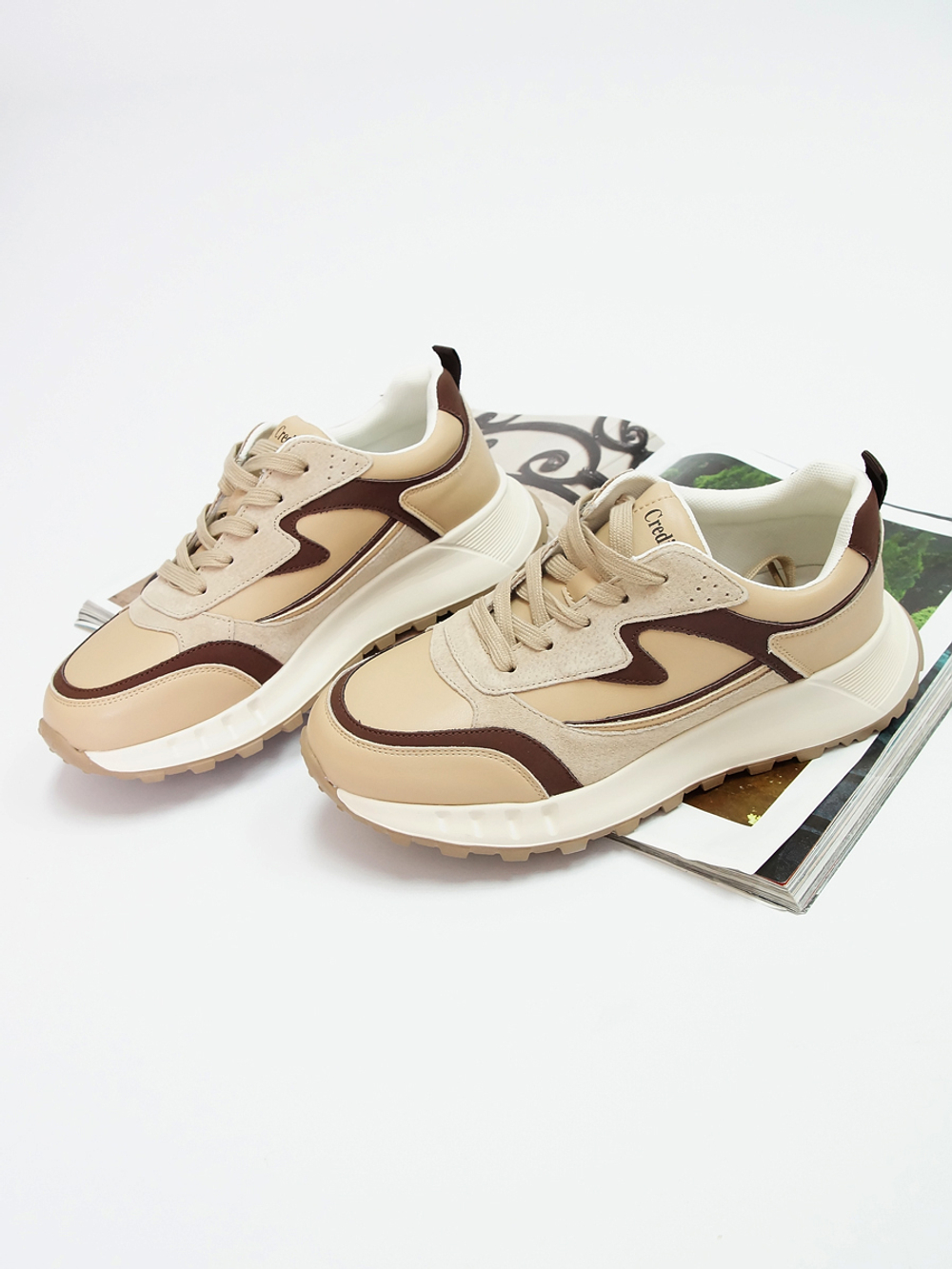 Кроссовки женские демисезонные