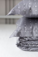 Постельное белье 2спальное сатин серое в точку ODA