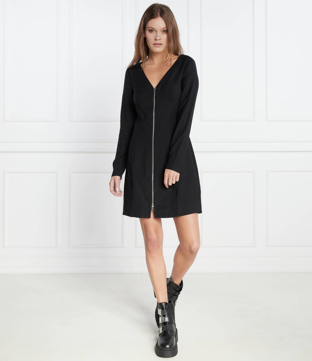 Платье CALVIN KLEIN JEANS - черный(J20J221910)