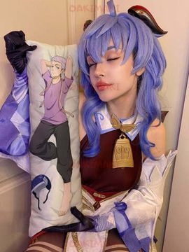 Мини дакимакура Такаши Мицуя из Токийские мстители арт. M0923, 60х20 см