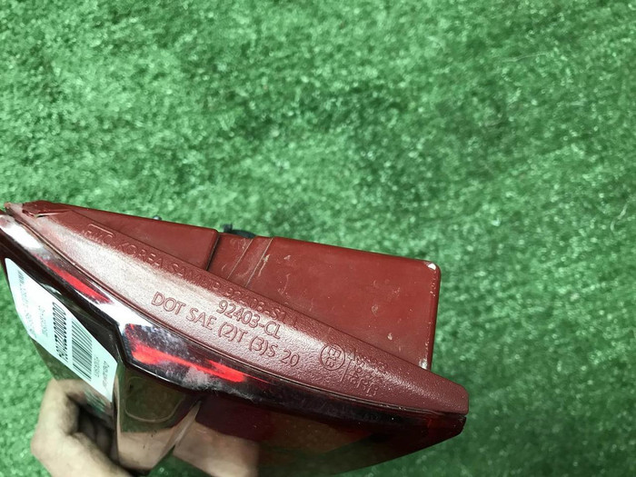 Фонарь левый внутренний Hyundai Santa Fe 4 (20-24)