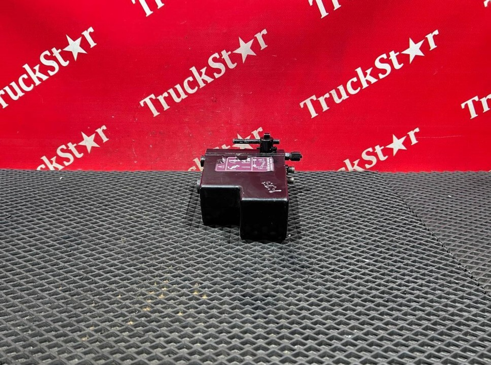 Насос подъема кабины 2016г