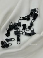 Собачка / бегунок для молнии черный 6,5 мм