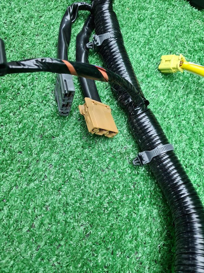 Проводка моторного отсека Suzuki SX4 1 (2006-2014)