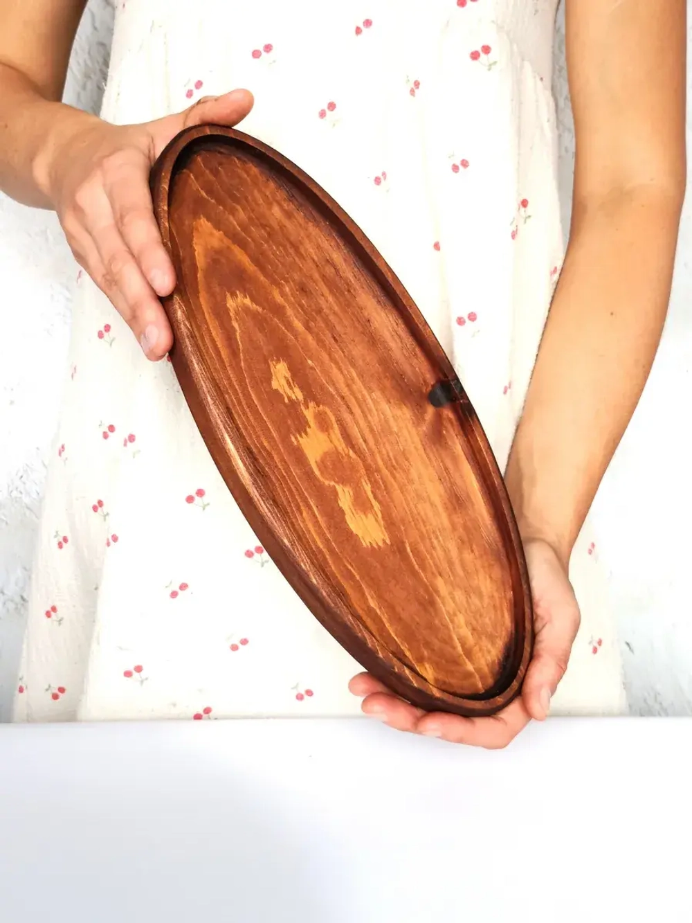 Поднос деревянный овальный