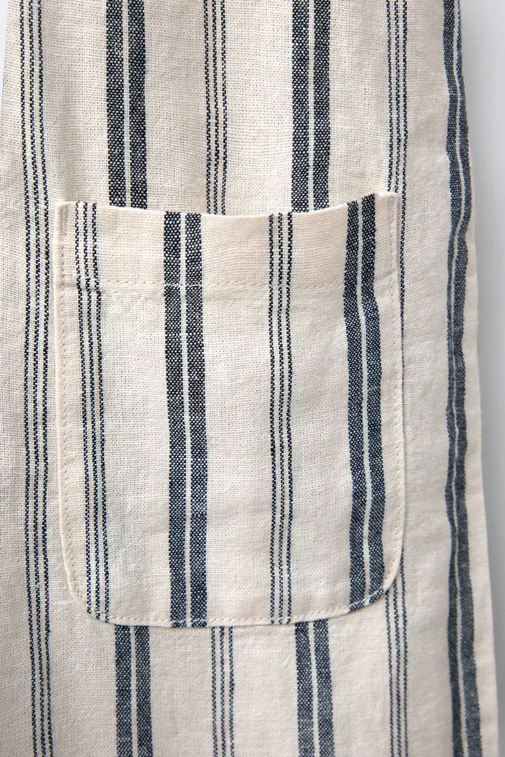 ZARA ДЛИННЫЙ КОМБИНЕЗОН ИЗ СМЕСОВОГО ЛЬНА В ПОЛОСКУ, ЭКРЮ/СИНИЙ