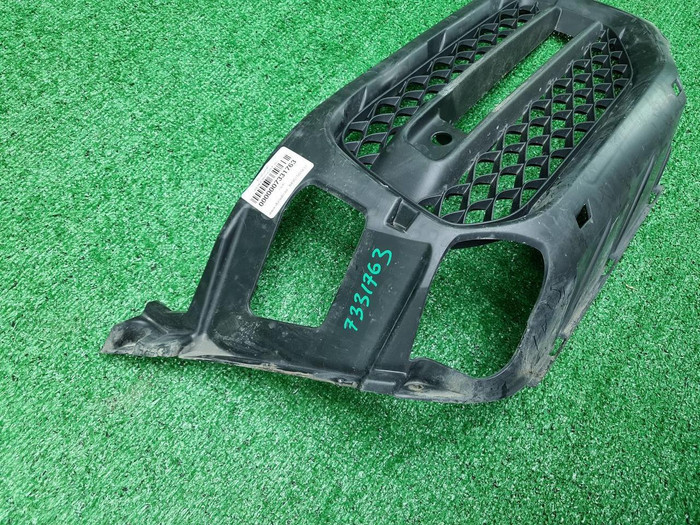 Решетка перед. бампера Mercedes G W463 (18-24) AMG