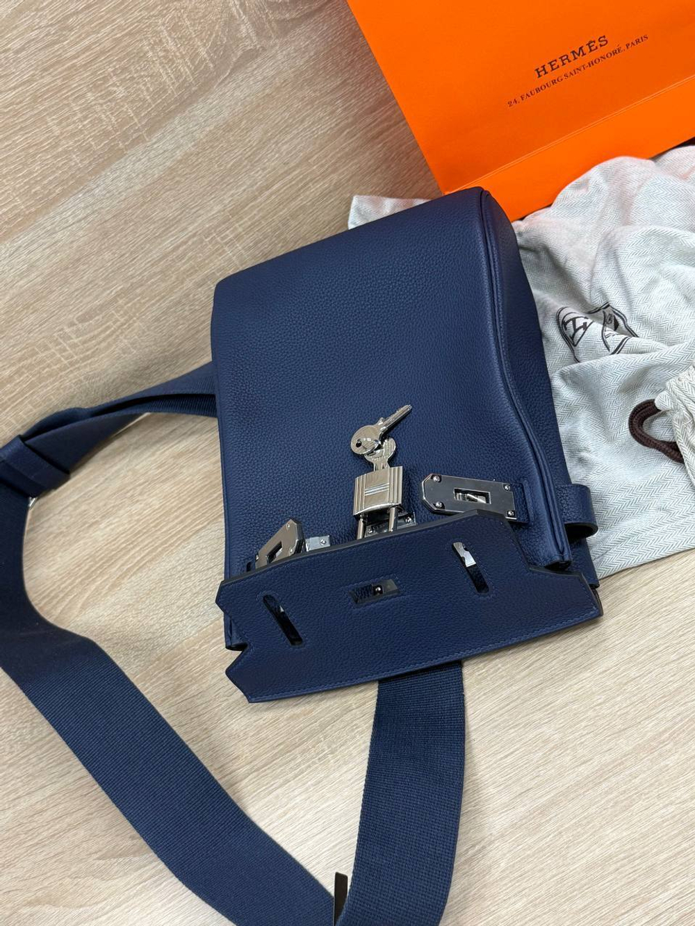 Сумка-мессенджер Hermes