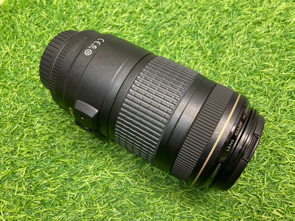 Canon EF 70-300mm 4-5.6 IS USM