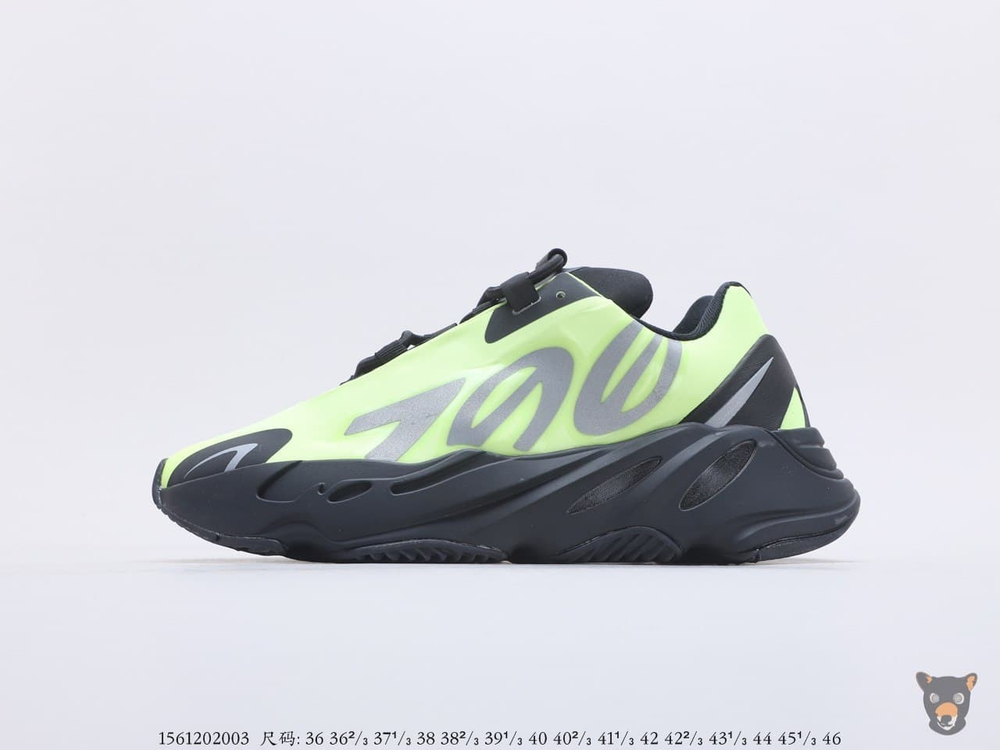 Кроссовки Yeezy Boost 700 MNVN "Phosphor"