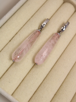 Серьги с розовым кварцем «Розовая грань»