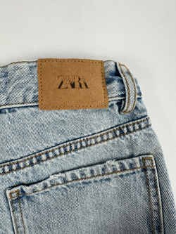 Джинсы Zara