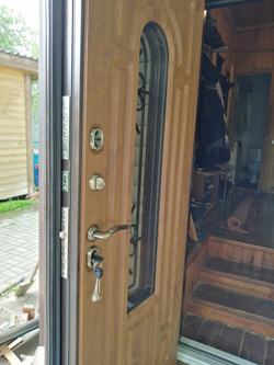 Входная металлическая  дверь с терморазрывом Лацио со стеклопакетом и ковкой Заводские двери