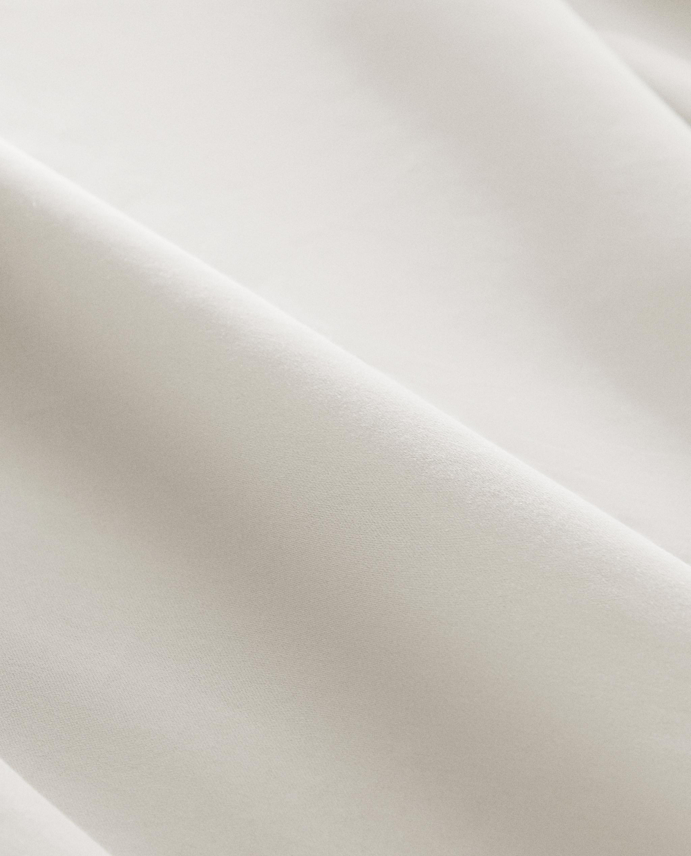 Zara Home - Атласная простыня с эластичной лентой, высота 30 см (вес 300 нитей), белый, 160х200х30 см