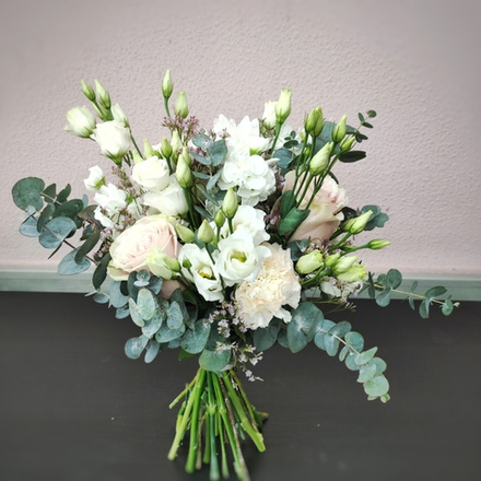 Букет невесты, букет-дублер и бутоньерка