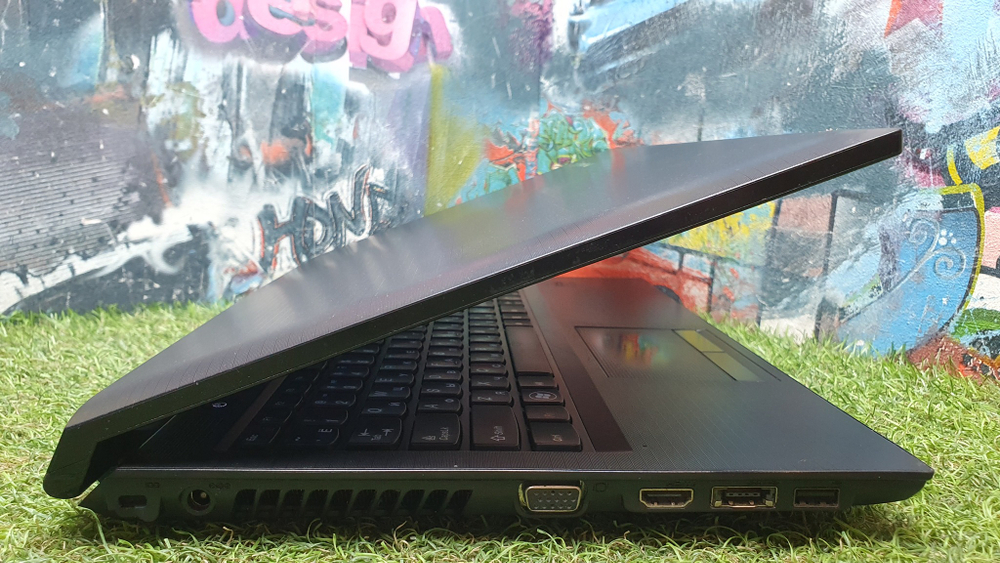 Ноутбук Lenovo Celeron/4Gb