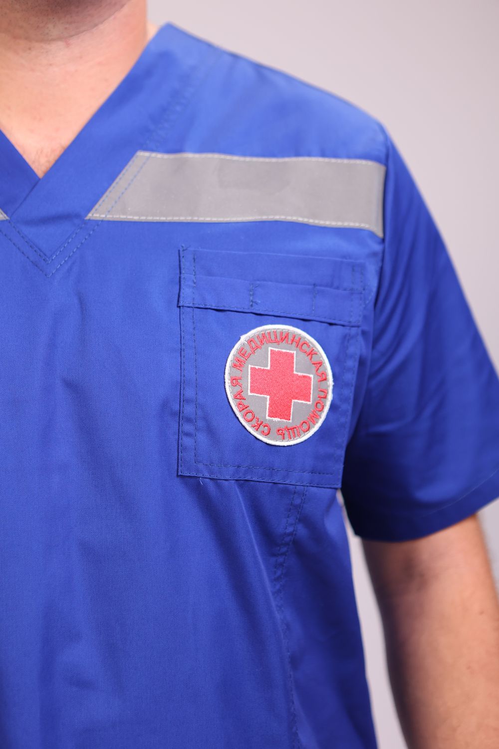Топ летний Скорая помощь MedicLine (V-обр.)