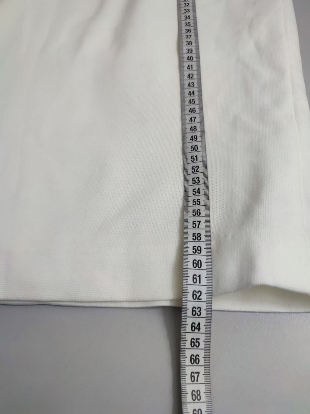 Юбка прямая светлая 48 размер