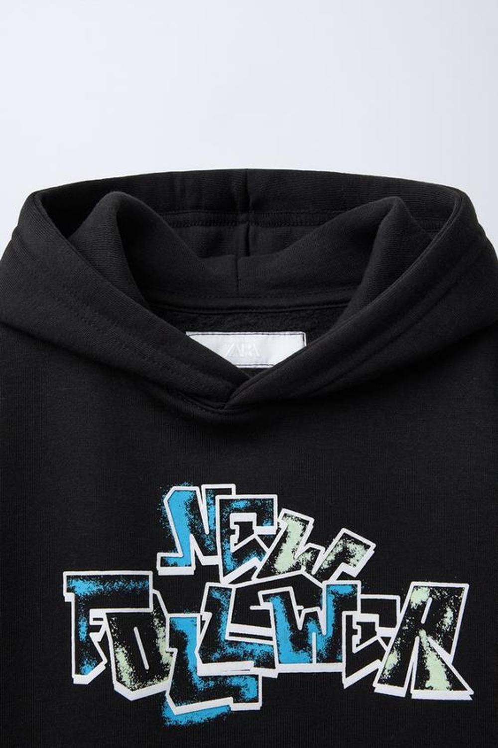 ZARA ХУДИ С ПРИНТОМ «ГРАФФИТИ», ЧЕРНЫЙ