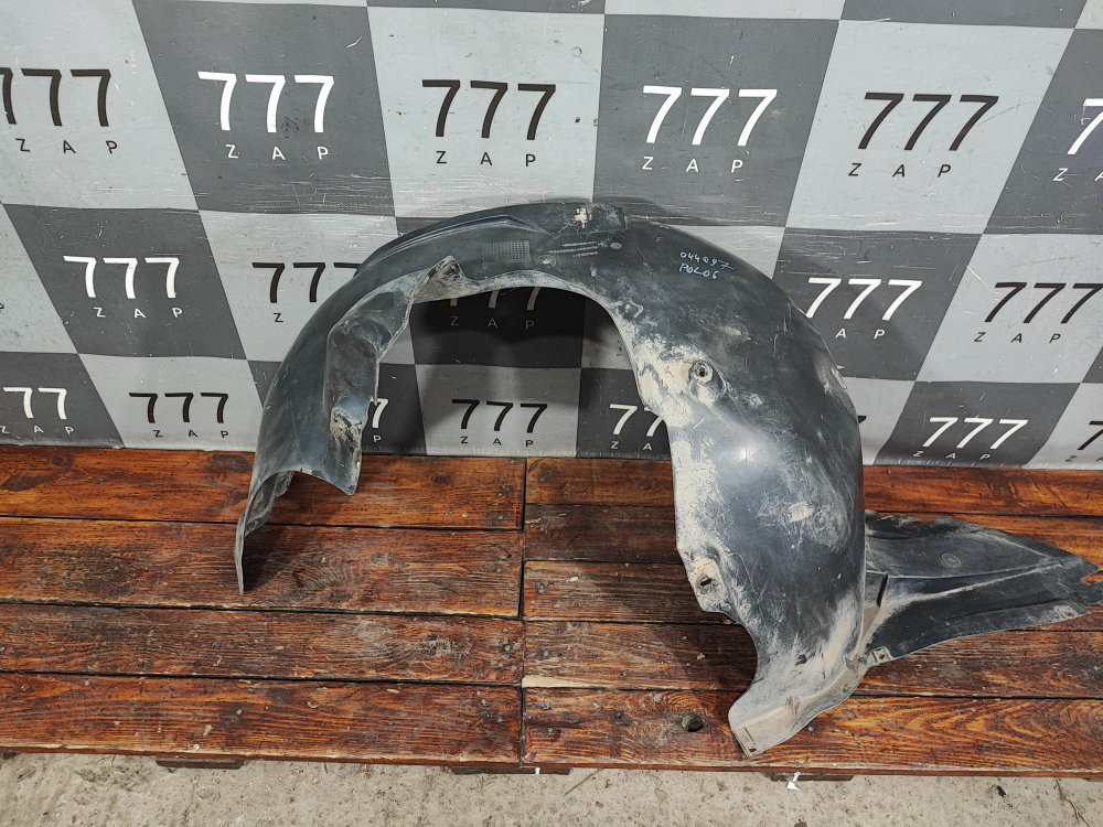 Подкрылок передний левый Volkswagen Polo 6 20-нв Б/У Оригинал 6N5805911