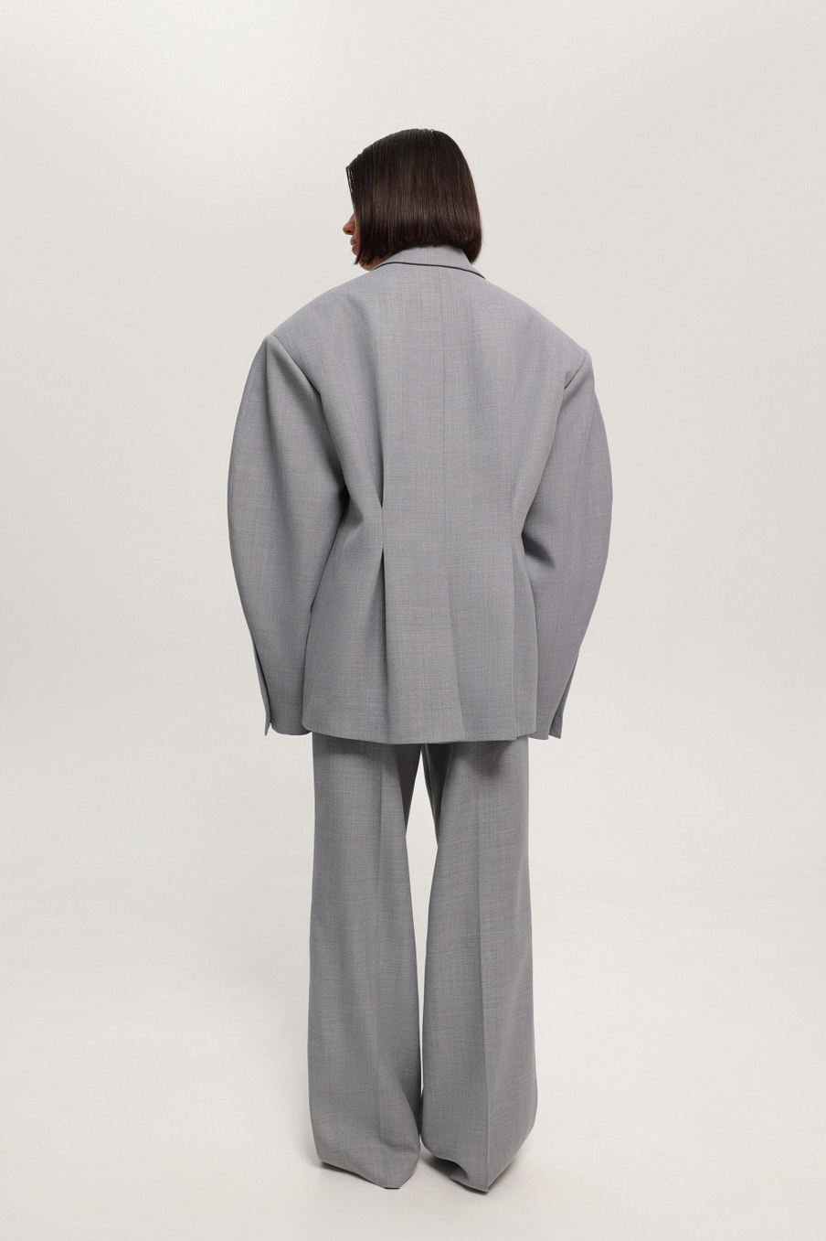 Брюки с посадкой на бёдрах