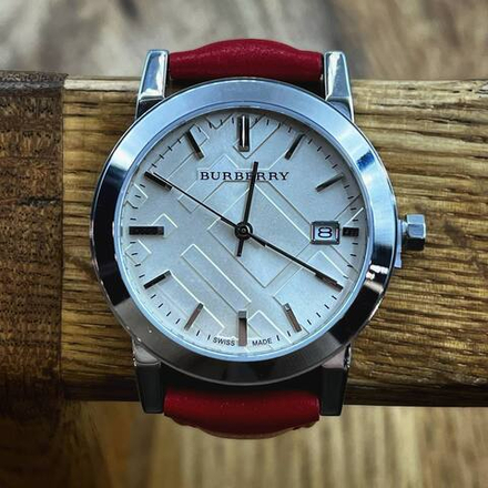 Часы Burberry