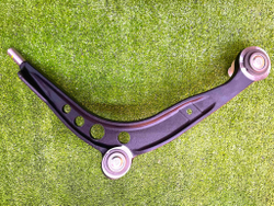 BMW E30 Рычаг правый FORMPART, MOOG