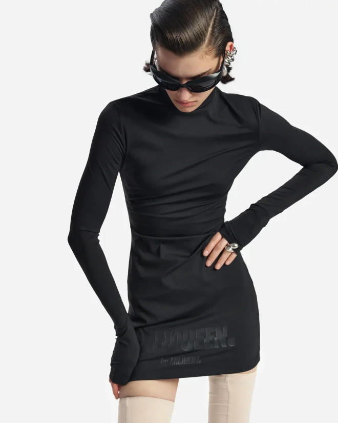 Платье-перчатка