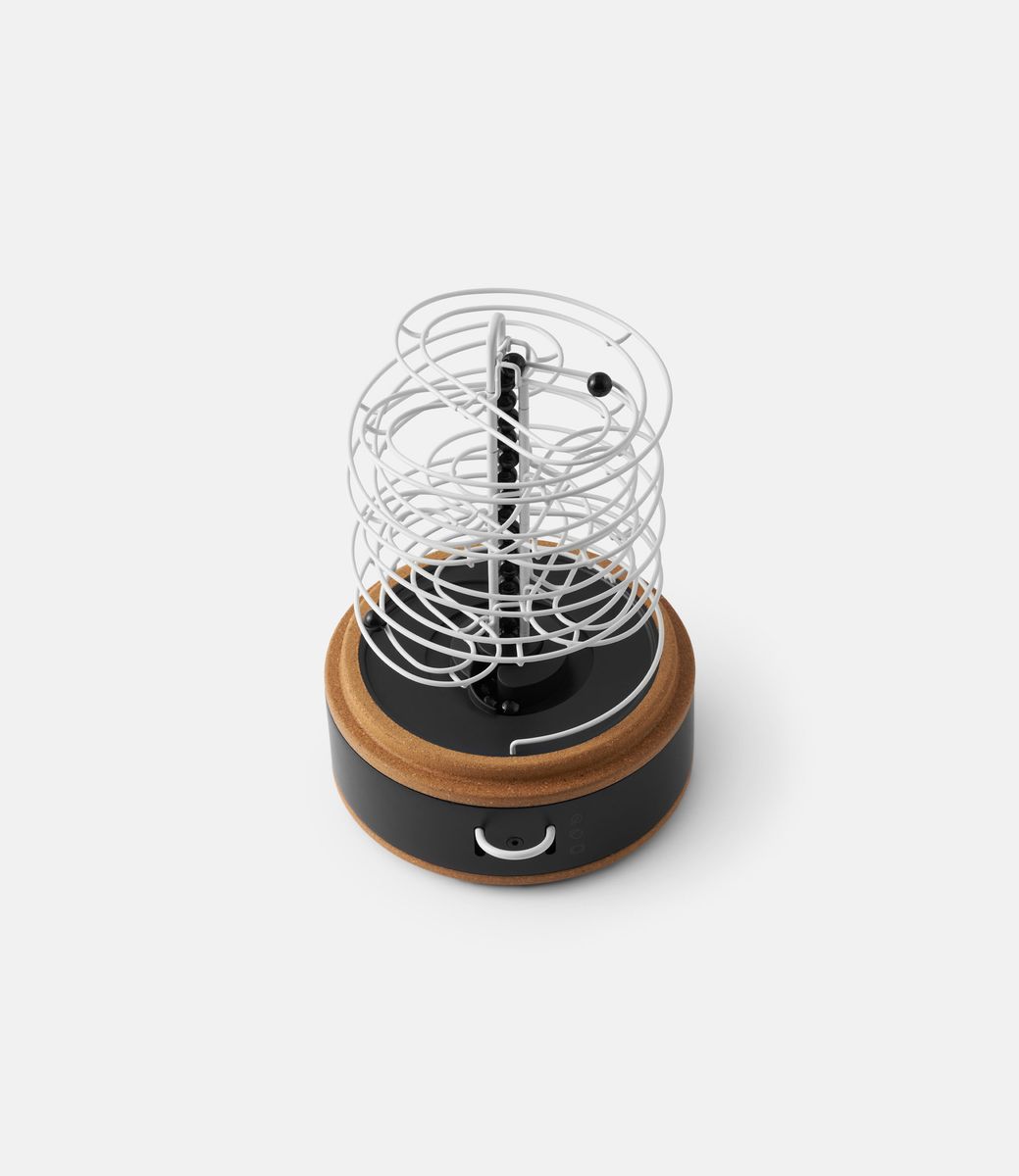 Marbolous Studio Marbolous Electroll White — кинетический арт-объект с датчиком
