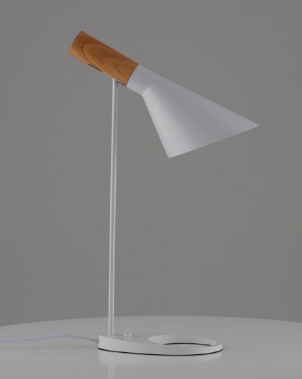 Лампа настольная Moderli V11335-1T Turin