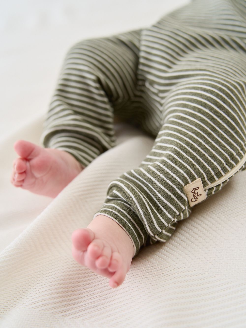 Комбинезон "Полоска Графит" 0+