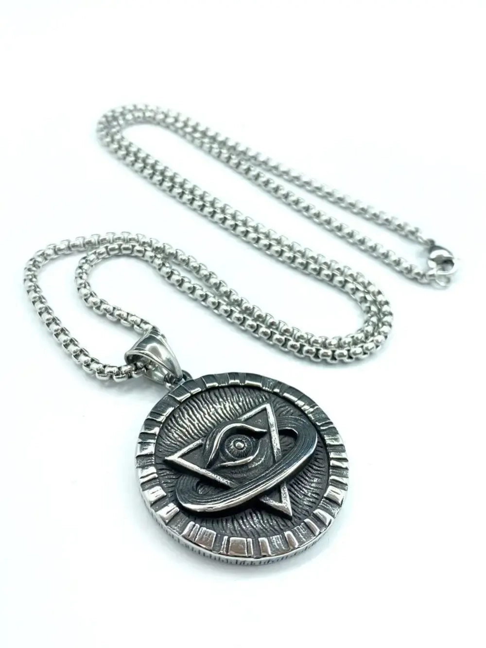 Магический кулон оберег амулет Пирамида с Глазом на цепочке