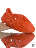 Сланцы Foam Runner "Volcano Red"