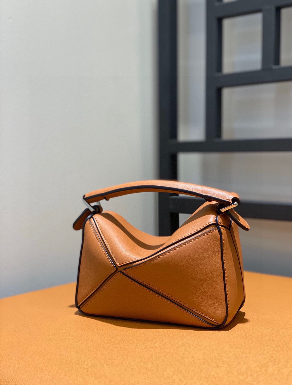 Loewe Puzzle 18 cm