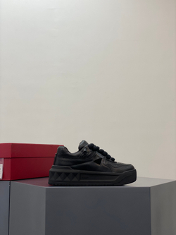 Valentino Sneakers