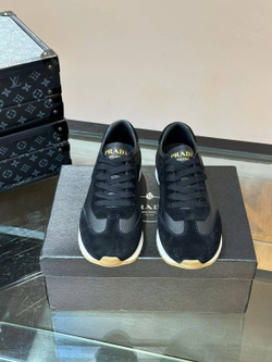 Кроссовки Prada