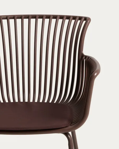 Уличный стул Surpika из пластика и коричневой стали