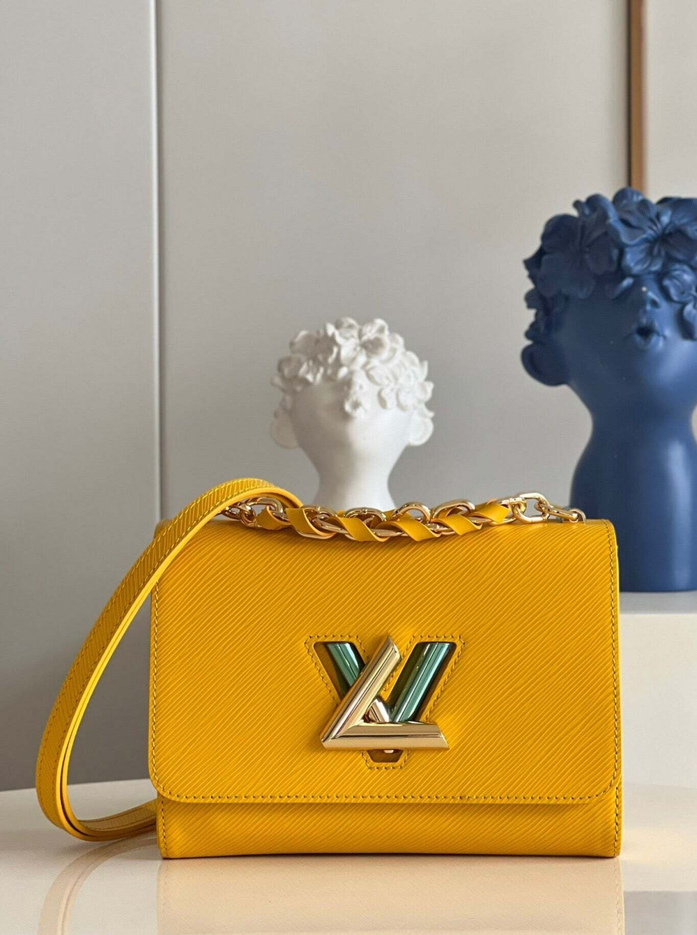 Louis Vuitton Twist MM