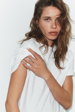 ZARA ХЛОПКОВАЯ ФУТБОЛКА С КОРОТКИМИ РУКАВАМИ, БЕЛЫЙ