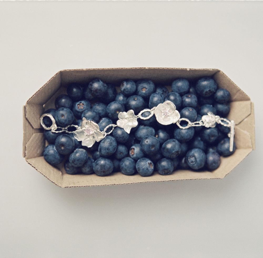 Браслет Flower White