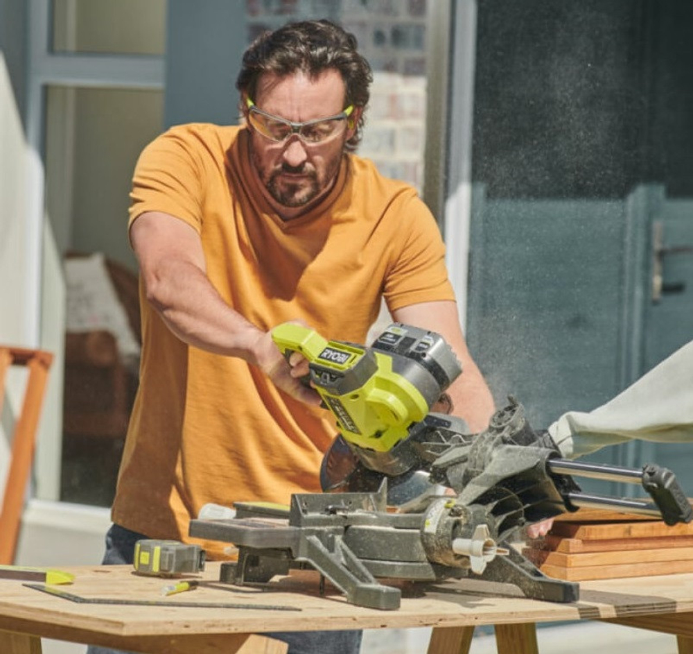 Пила торцовочная Ryobi RMS18190-0 5133005502