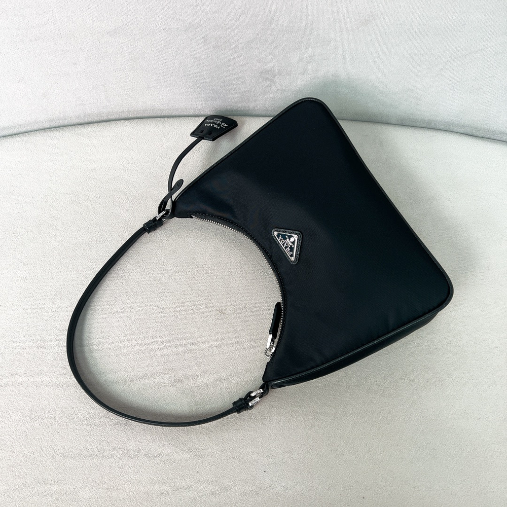 Prada Re-Edition 2005 Re-Nylon