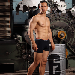 Мужские трусы боксеры черные бесшовные ISSIMO BOXER SPORT IS02