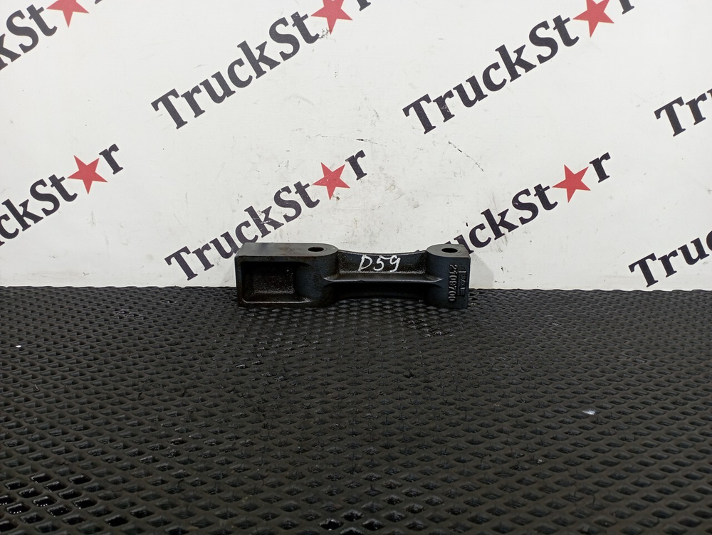 Кронштейн топливного бака 2018г.