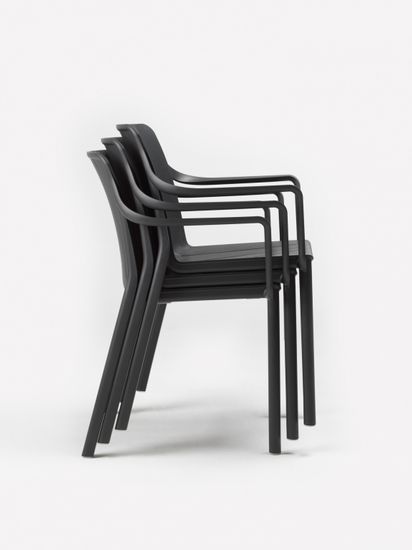 Кресло пластиковое Tiberina